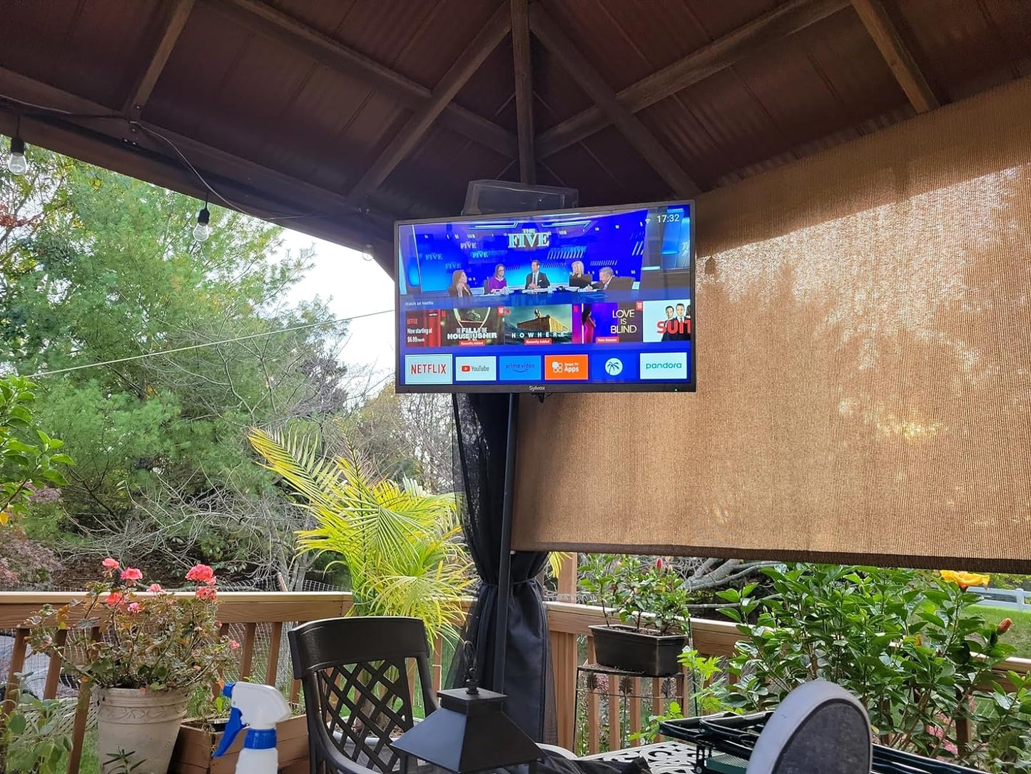 Outdoor Smart Television