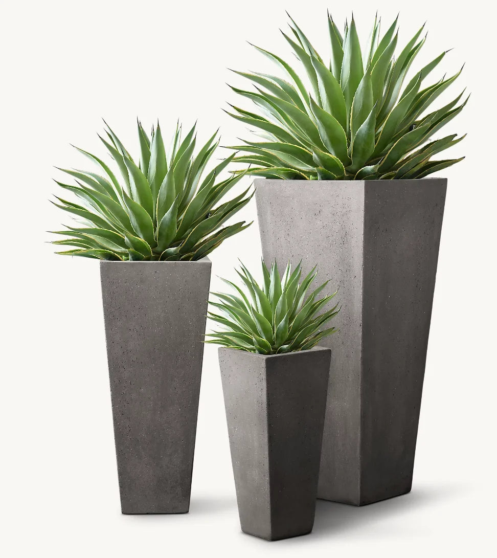 ESTATE ZINC SQUARE PLANTER