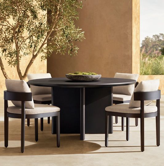 Balmain aluminum round dinning det